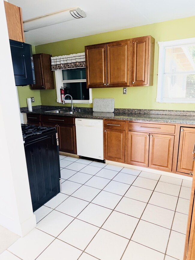 Photo - 5755 Winfield Blvd