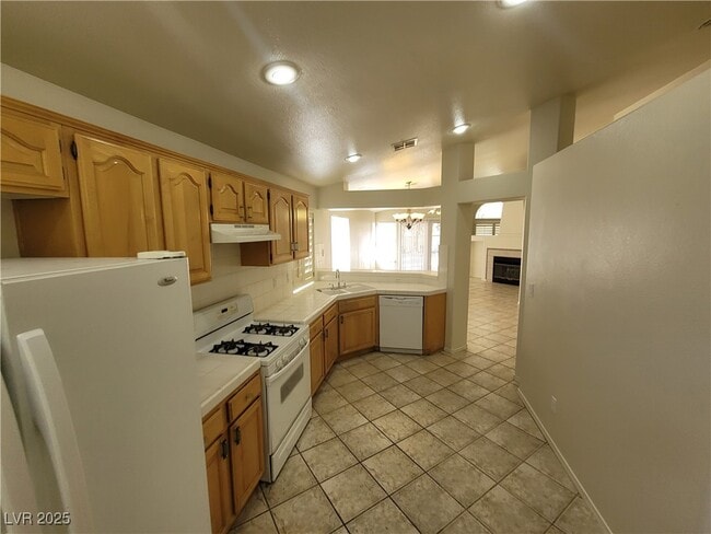 Photo - 1876 Stablegate Ave