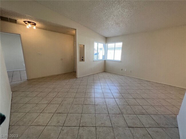 Photo - 1144 Placerville St