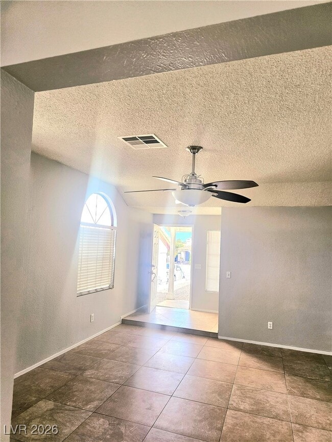 Photo - 113 Menta Ct