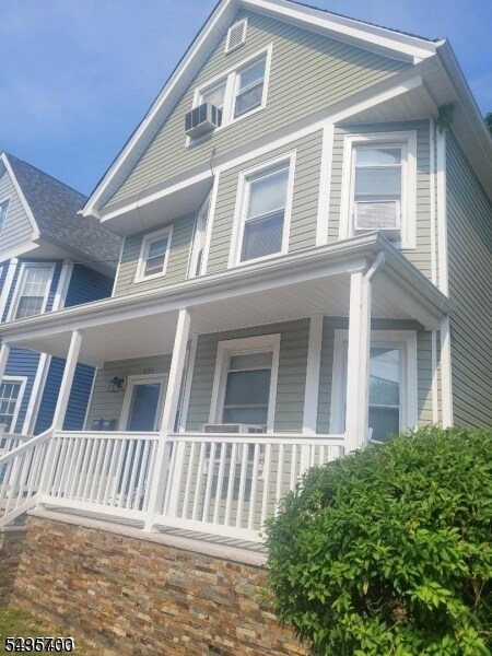 Photo - 391 Glenwood Ave