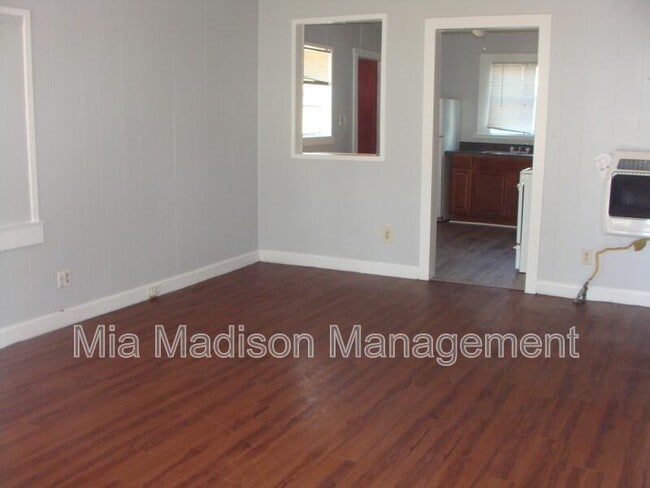 Photo - 1226 E Henry St