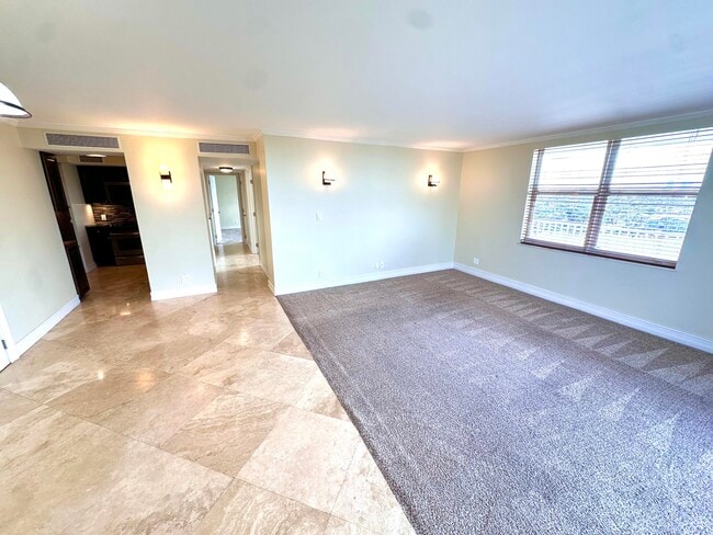 Photo - 1 Las Olas Cir Unit 1009