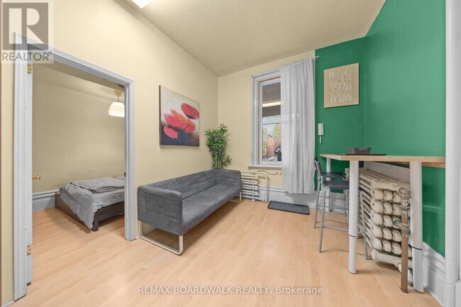 Photo - 155 Stewart St Unit 2