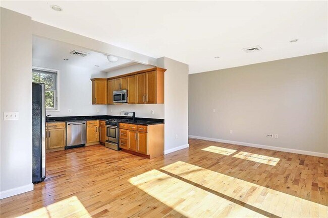 Photo - 400 Hope St Unit 1