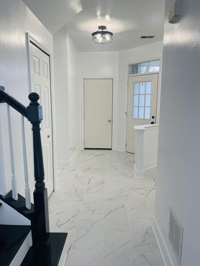 Photo - 2813 Powell Ct