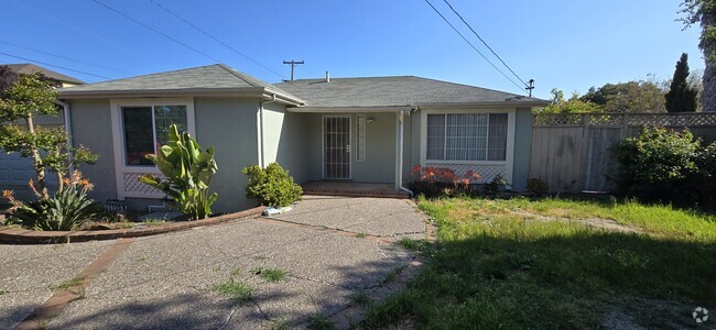 Building Photo - 4947 San Pablo Dam Rd Rental