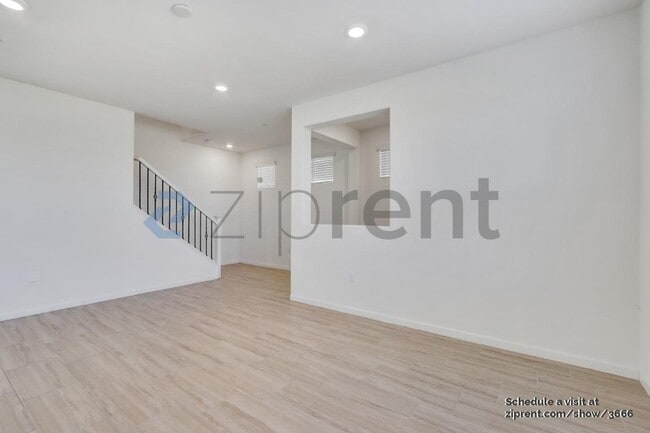 Photo - 9315 Mystic Lake Alley