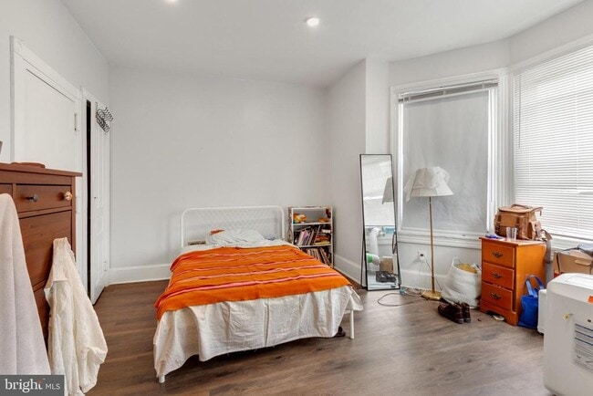 Photo - 4706 Warrington Ave Unit 2