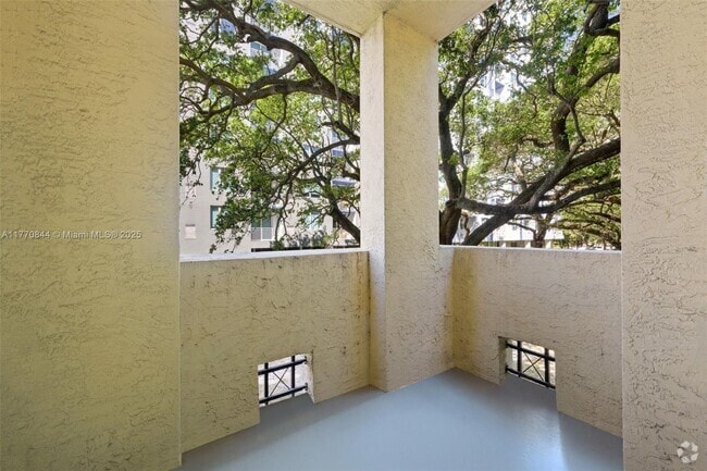 Building Photo - 520 SE 5th Ave Unit 2104 Rental