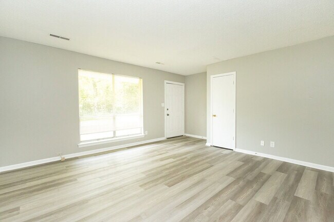 Photo - 7606 Noah Reid Rd