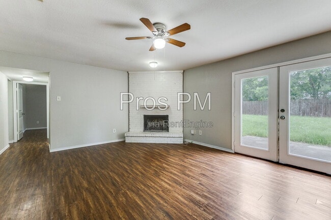 Photo - 12129 Spring Branch Dr