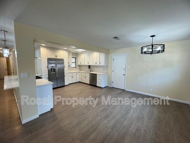 Photo - 8509 Las Camas Rd NE