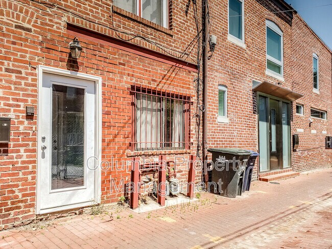 Photo - 119 Bloomingdale Ct NW Unit 1