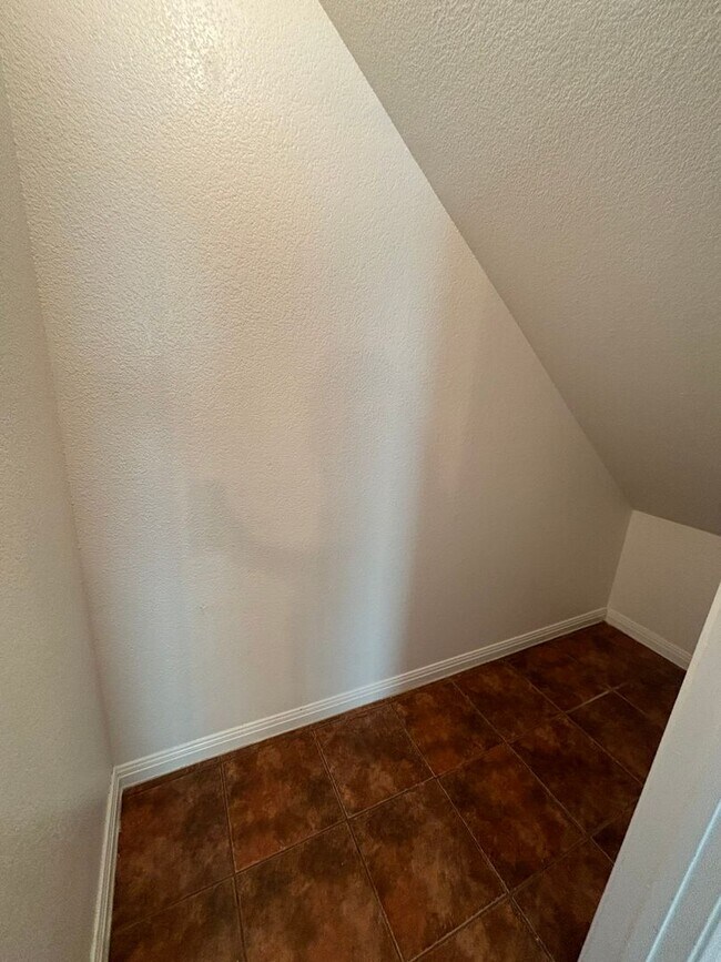 Photo - 1703 Deloney St Unidad 1703 B Deloney St