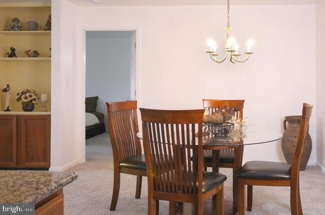 Photo - 13018 Shadyside Ln Unidad 13-221