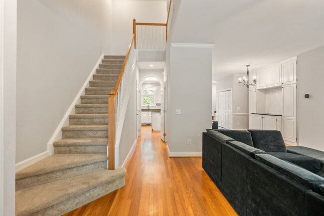 Photo - Beautiful Southern Village townhome - Furn...