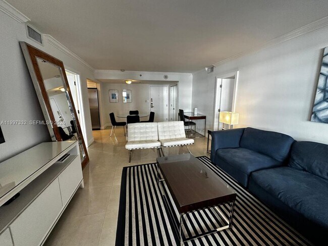 Photo - 5225 Collins Ave Unit 614