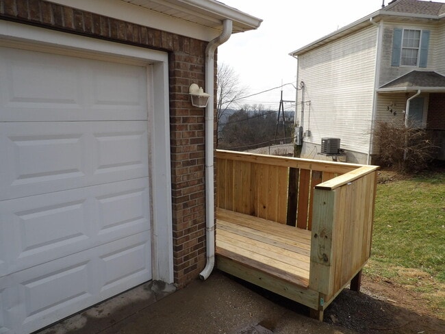 Photo - 344 Bypass Plaza Dr