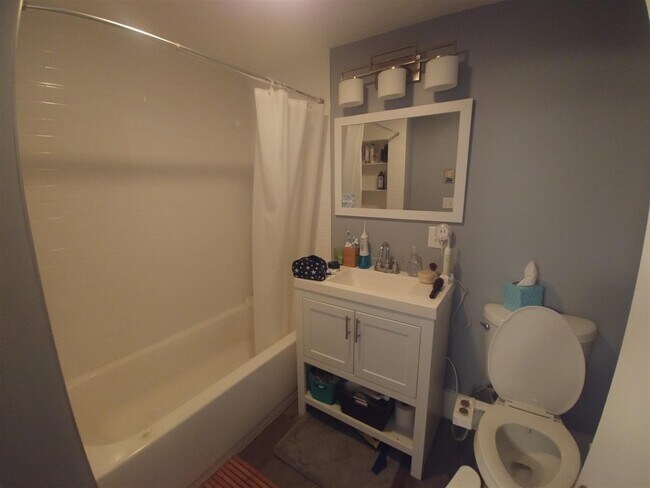 Photo - 320 Somerville Ave Unidad 34