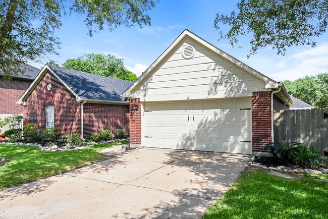 Photo - 2927 Waterloo Rd