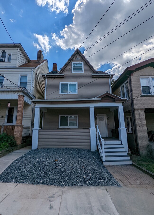 Building Photo - 335 Augusta St Rental