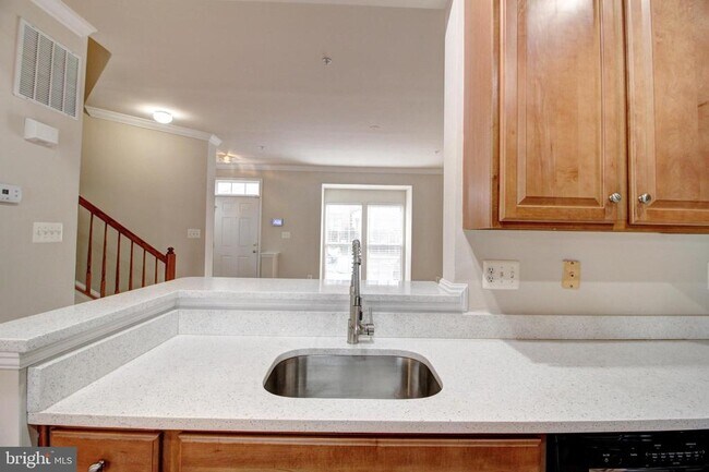 Photo - 9394 Penrose St