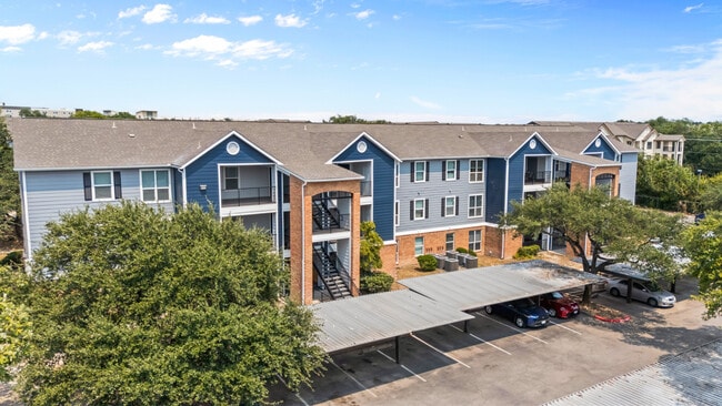 Building Photo - Silver Springs