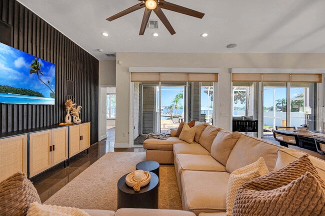 Photo - 1028 Lake Carrie Dr Unidad ID1241589P