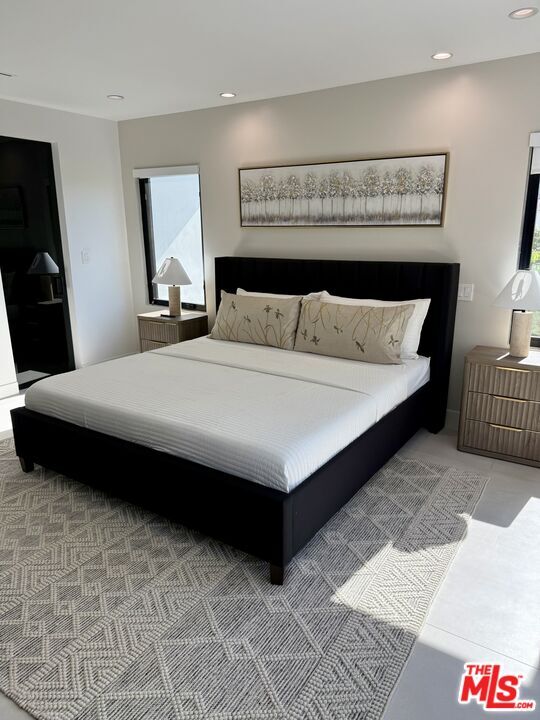 Photo - 201 S Bedford Dr