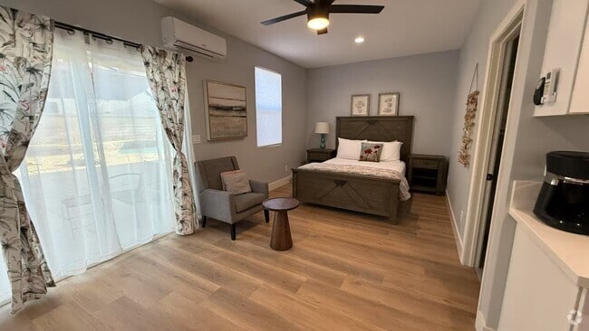 Building Photo - 13275 Brass Ring Ln Unit Eastvale newbuild studio Rental