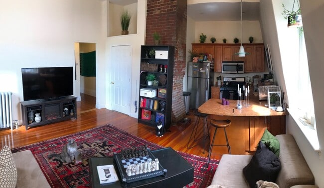 Photo - 354 Broadway