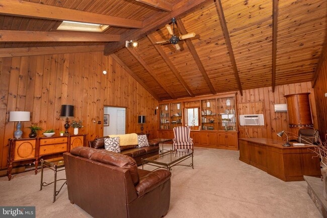 Photo - 6106 Lower York Rd