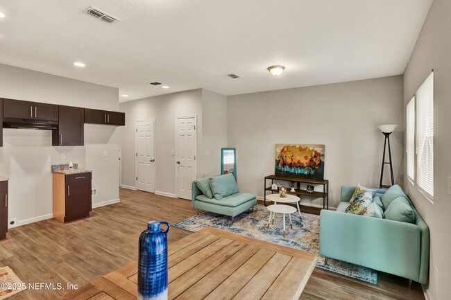 Photo - 6033 Carolines Ct