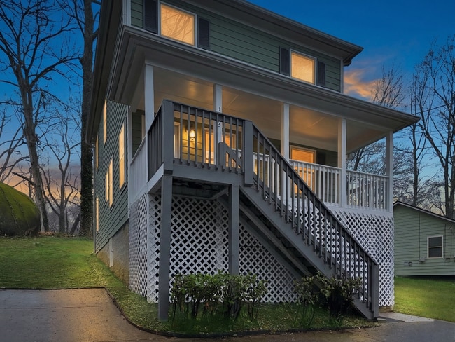 Photo - Fantastic 4 bedroom 2 bath home - Housing Vouchers Accepted