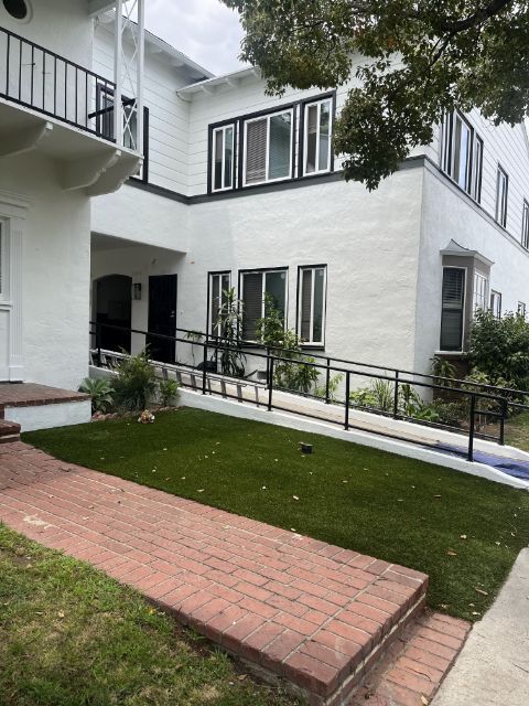Photo - 2452 W 18th