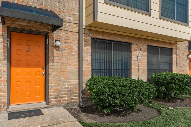 Photo - Gemini Gardens