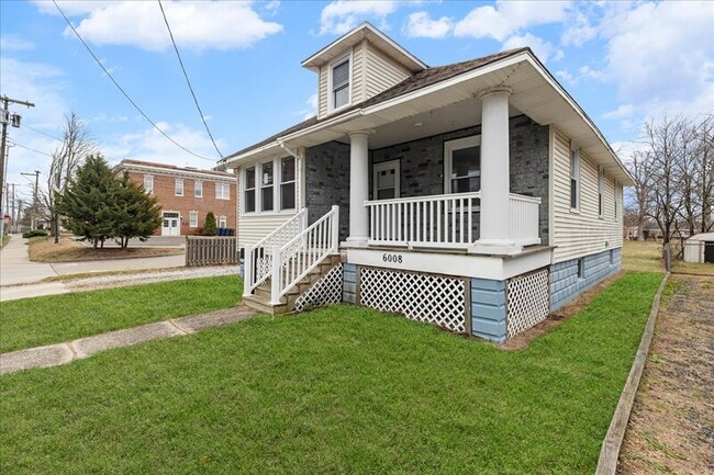 Photo - 6008 Second St.