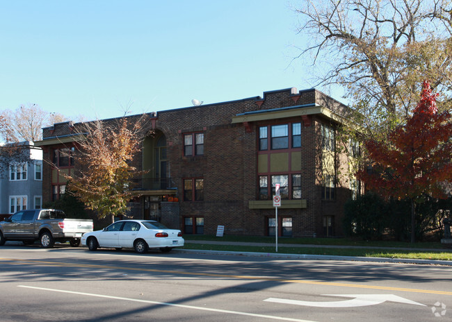 Building Photo - 3247 Lyndale Ave S Rental