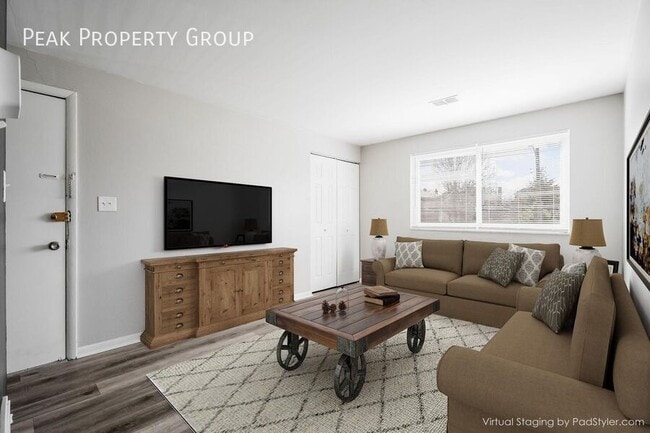 Photo - 474 Elsmere St Unit D