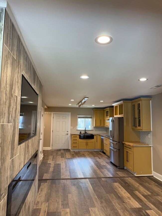 Photo - Chapel Creek