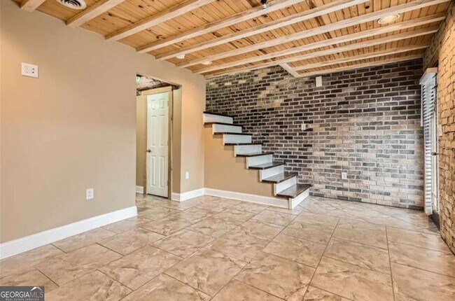 Photo - 109 Rondak Cir