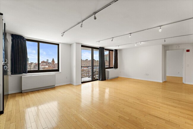 Photo - 700 Grove St Unit 9M