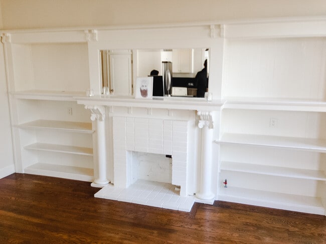 Living room - 1866 Golden Gate Ave Unit 1866 Golden Gate