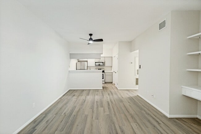 Photo - 2626 Holly Hall St Unit 605