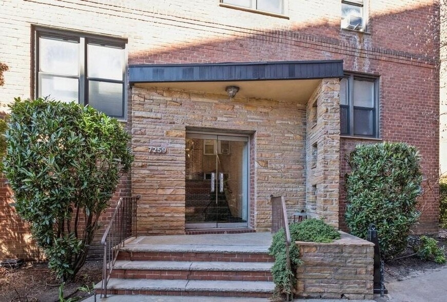 Comfortable and Spacious Rental Opportunity