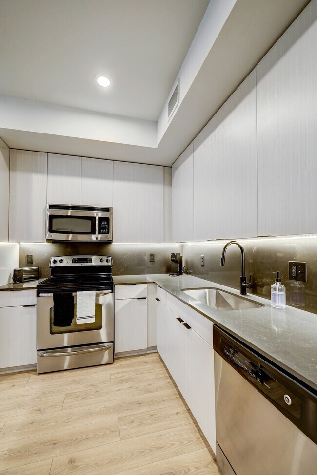 Photo - 2137 Pelham Dr Unidad FL1-ID1028899P