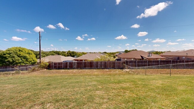 Photo - 2904 Starlight Dr