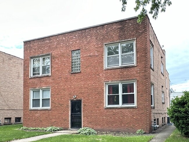 Photo - 8923 Lavergne Ave Condo Unit S3