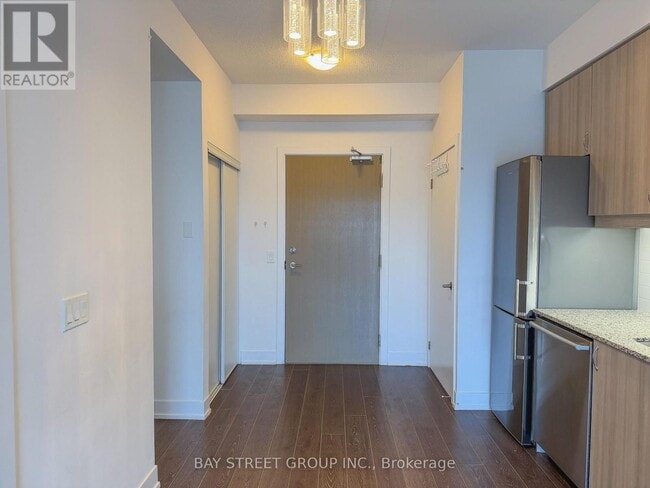 Photo - 7 Kenaston Gardens Unit 119